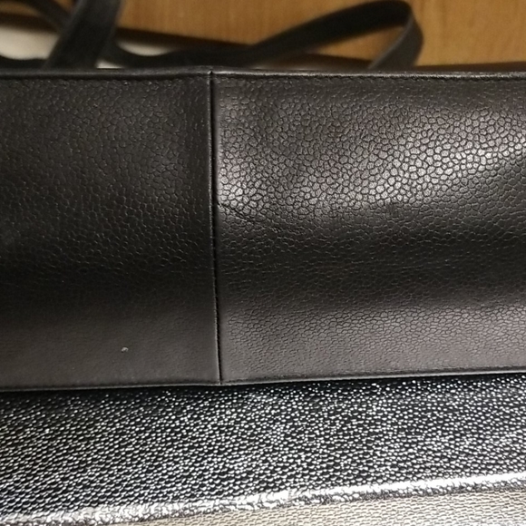 š„VINTAGE Chanel authentic toteš„ - Picture 8 of 16